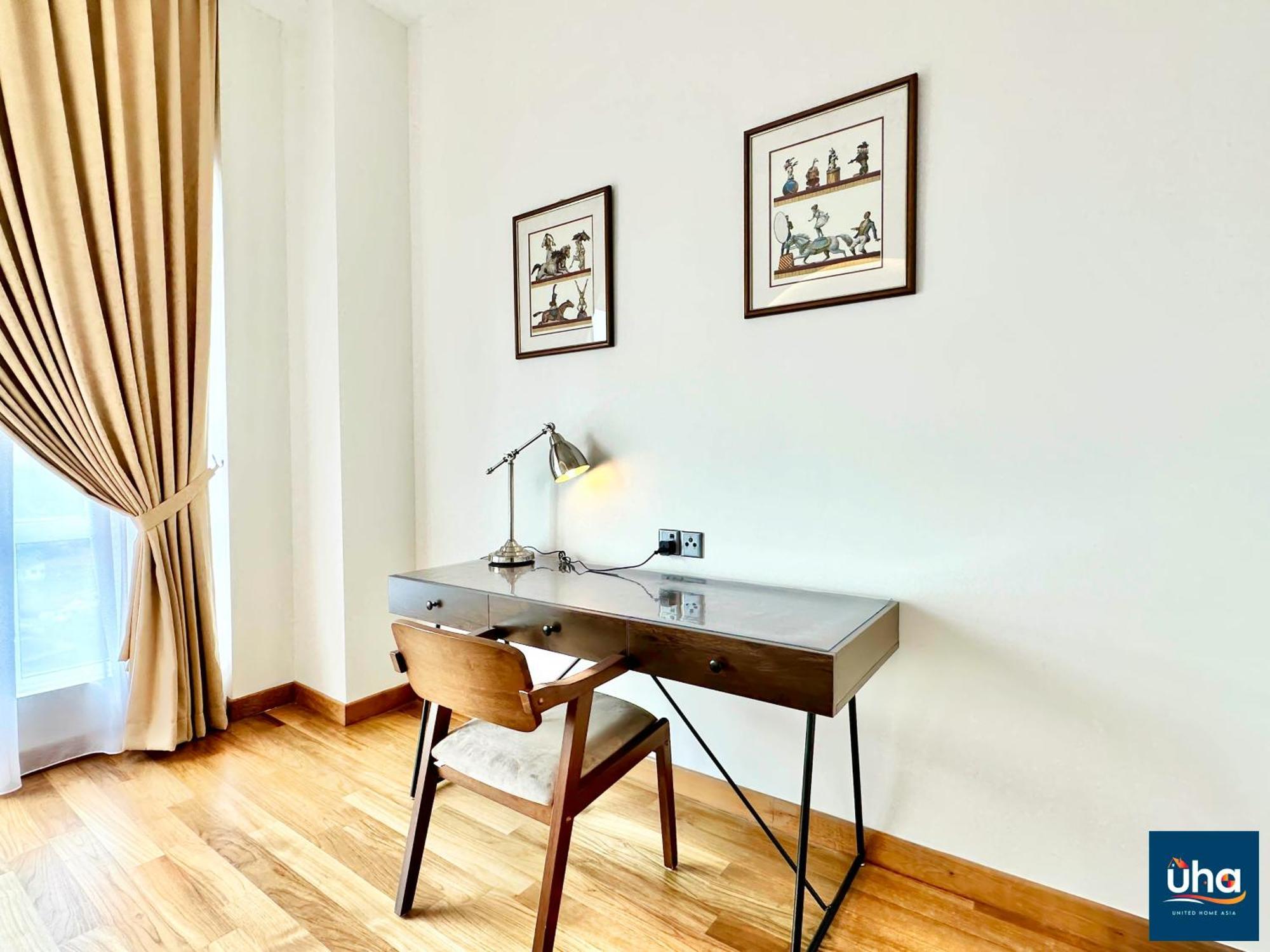 Apartment Tritower Residence By Rr Jbcity